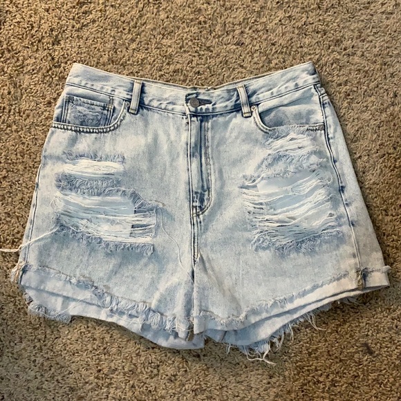 American Eagle Outfitters Pants - American Eagle Mom Jean Shorts